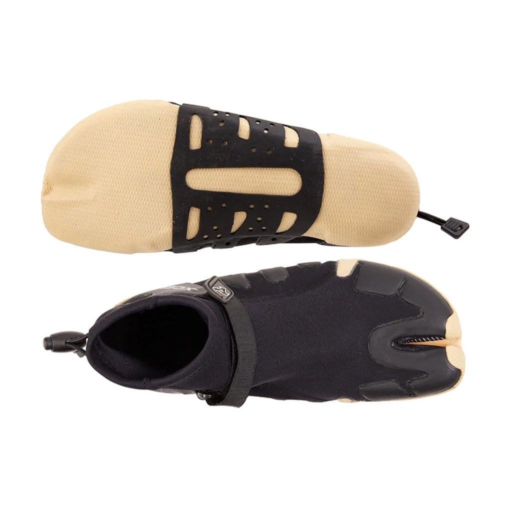 Xcel | Infiniti 1mm Split Toe Reef Booties. Black/Gum