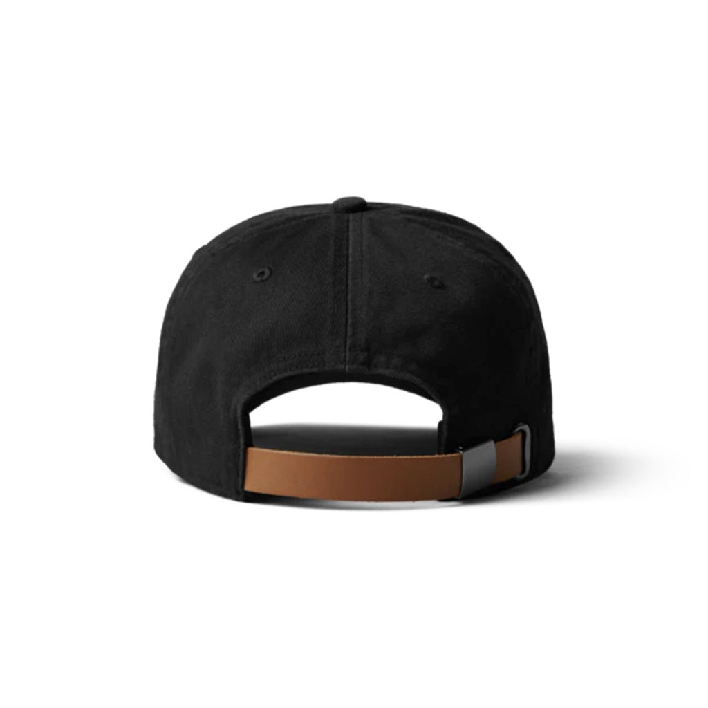 Yeti | Leather Logo Badge Soft Crown 6 Panel Cap. OSFM
