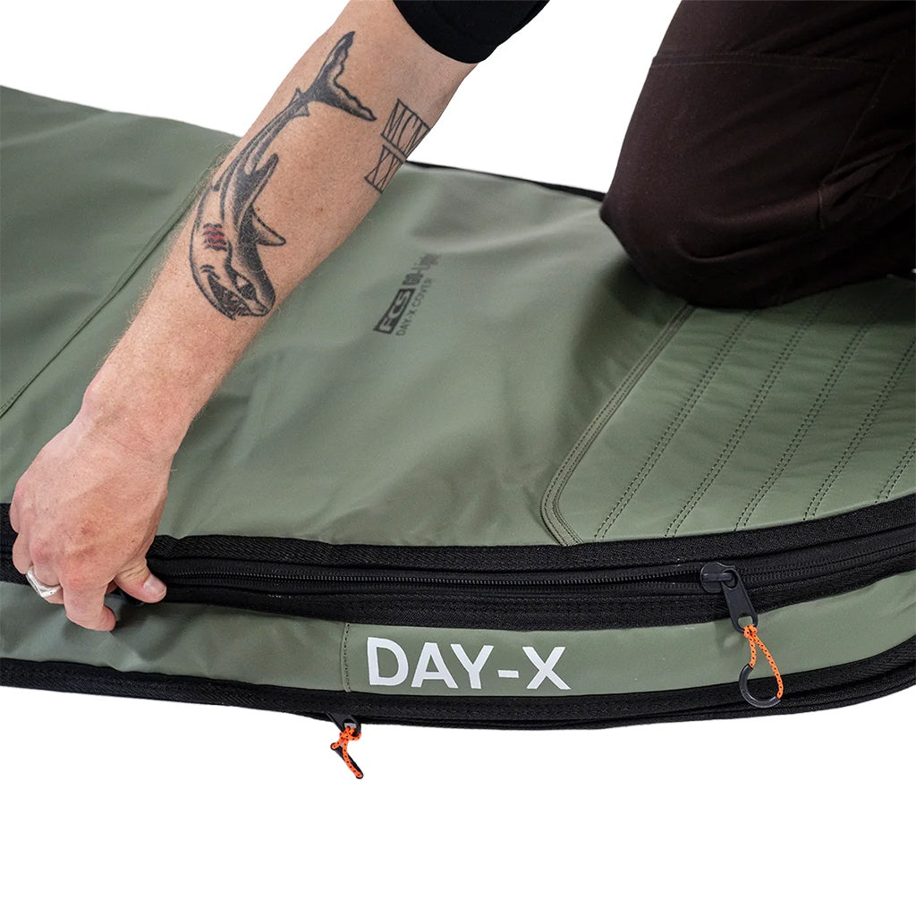 FCS | 8'6" GO-Light Day-X Mid-Length Surfboard Cover
