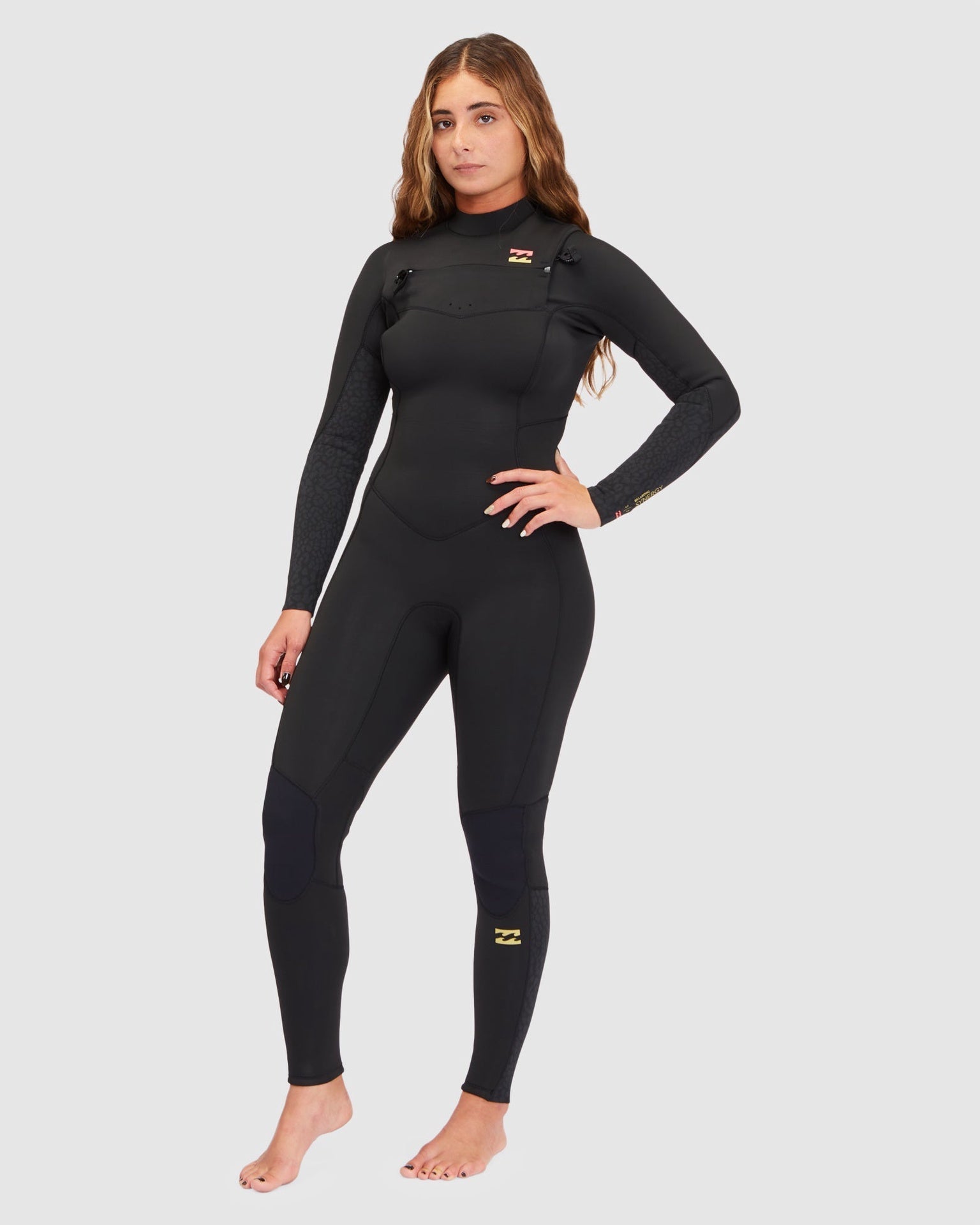 BILLABONG | LADIES 302 SYNERGY C/Z STEAMER. WILD BLACK