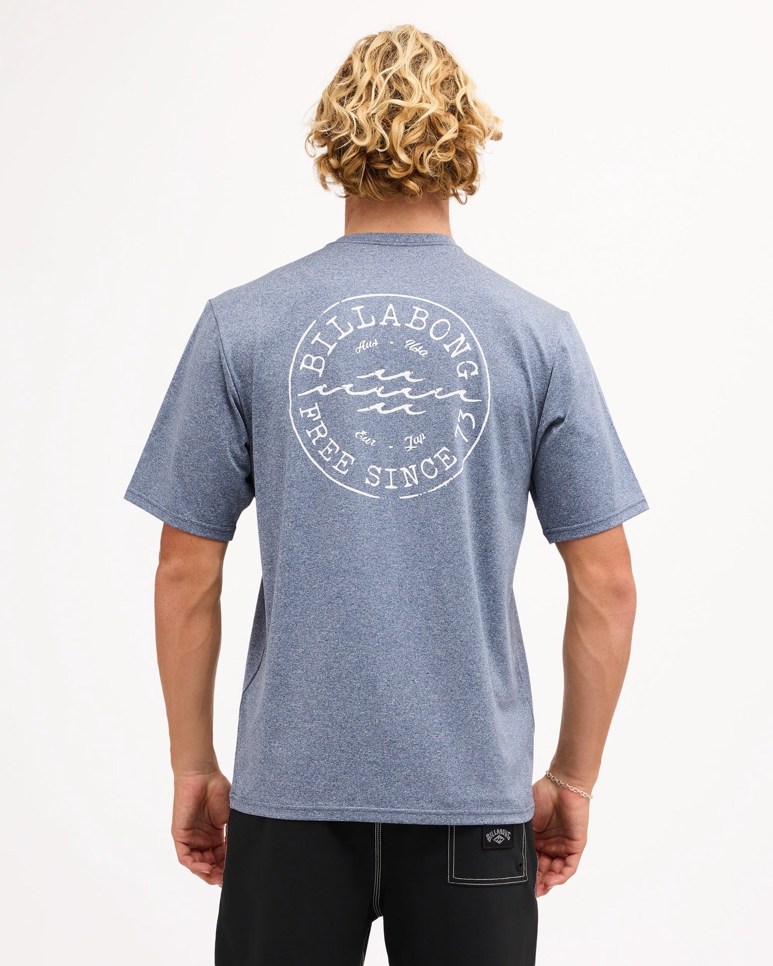 Billabong | Big Wave Daz Loose Fit Short Sleeve 50+ UPF Rashguard. Navy Heather