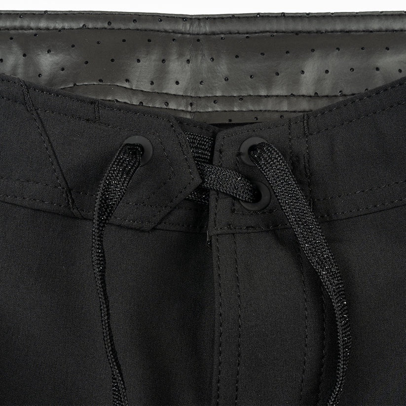 XCEL | MENS DRYLOCK FIXED WAIST 18.5" BOARDSHORTS. BLACK