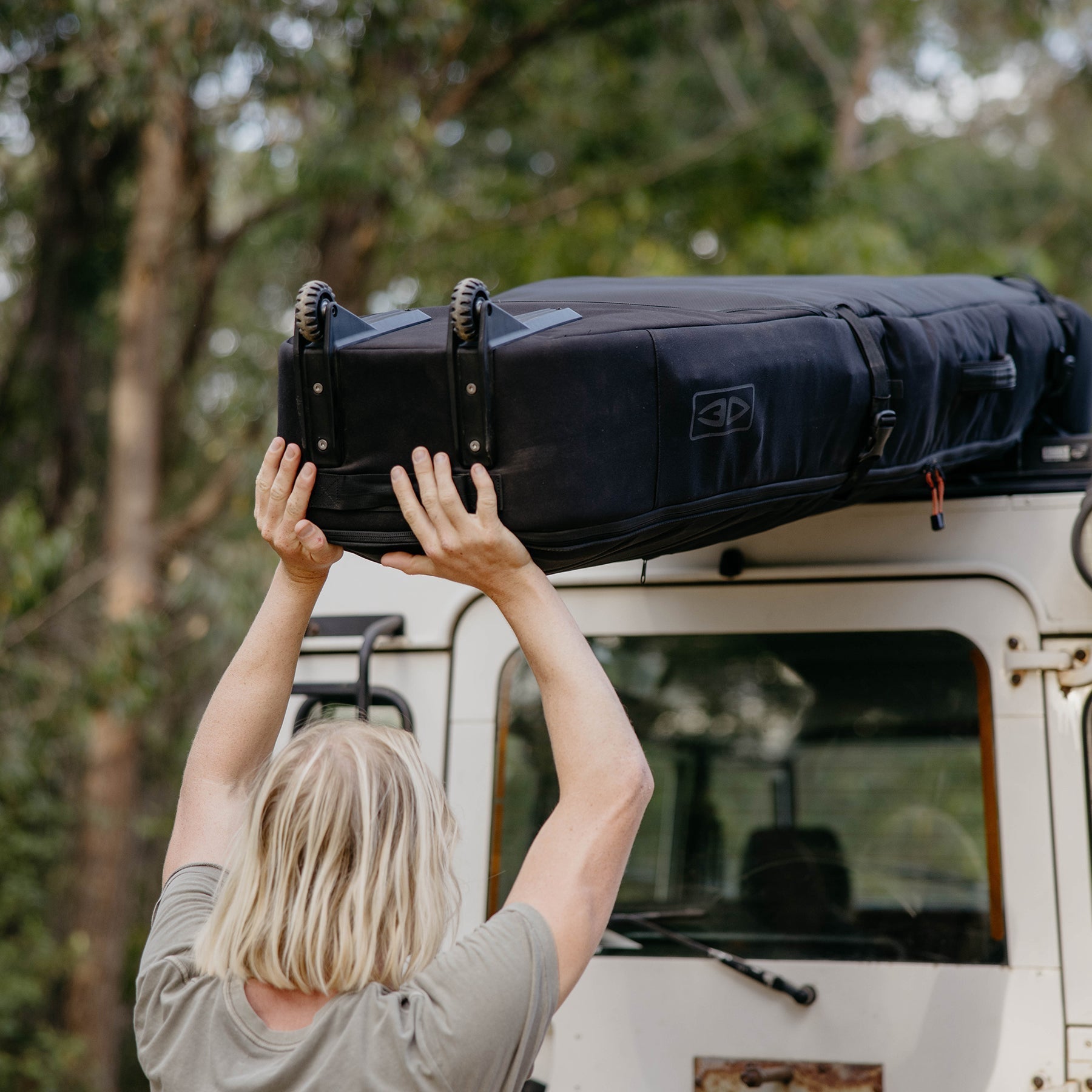 Ocean & Earth | Apex 7'6" Fish / Shortboard Quad Travel Wheeled Surfboard Cover