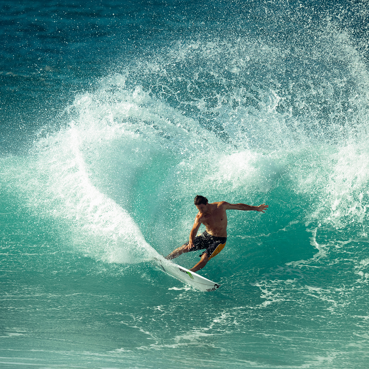 FCS2 x Matt Biolos | Mayhem Driver Carver PCC AirCore Small Tri Fin Set. Red